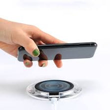 Load image into Gallery viewer, REMAX Wireless Charger Saway, RP-W1,Black
