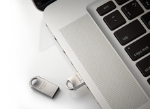 Load image into Gallery viewer, Apacer Flash Drive ,AH117,32GB 2.0,Silver
