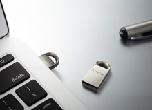 Load image into Gallery viewer, Apacer Flash Drive ,AH117,64GB 2.0,Silver
